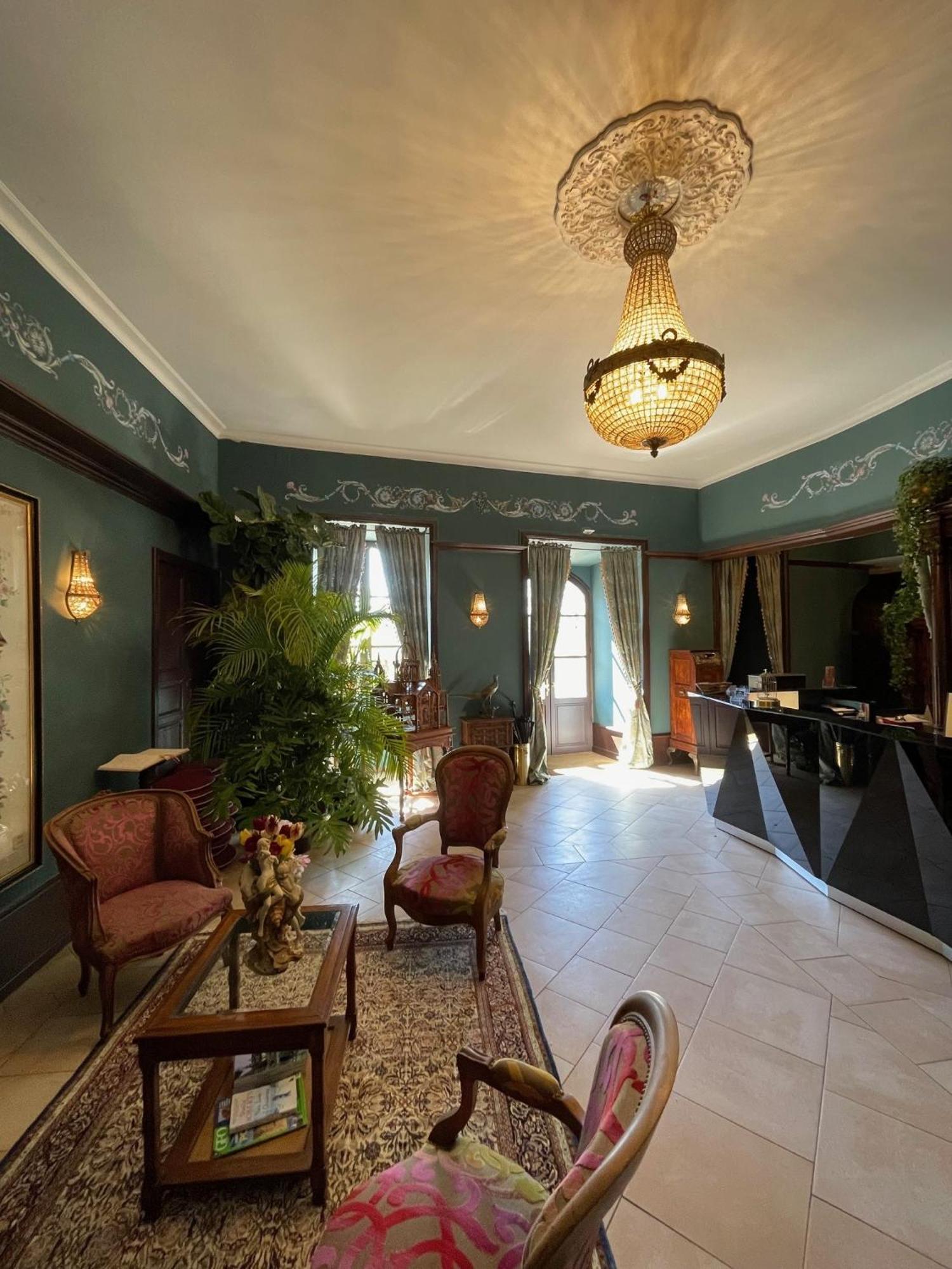Chateau De Castel Novel Boutique Hotel Varetz Eksteriør billede